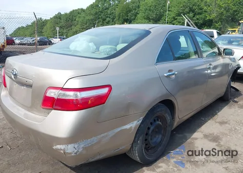 2007 Toyota Camry Ce/Le/Xle/Se z USA, uszkodzony, nr VIN 4T1BE46K67U130583